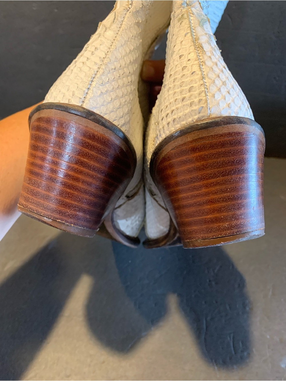 White Snakeskin Leather Textured Western Mid Calf Boots Pointy Toe- Women 8 - Picture 5 of 8